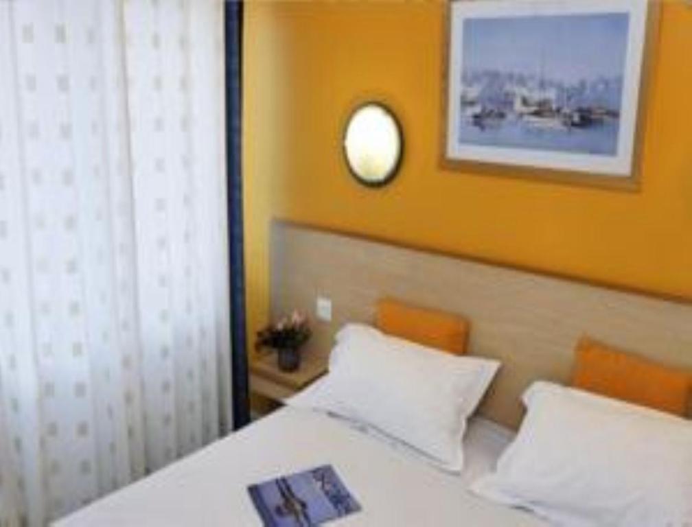 Hotel Central Lorient Kamer foto